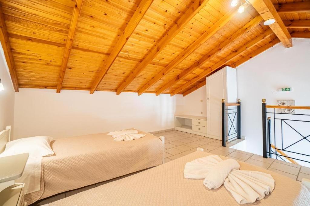 Anna Studios Arillas  Buitenkant foto