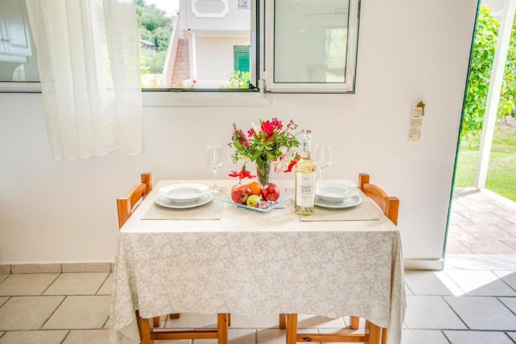 Anna Studios Arillas  Buitenkant foto